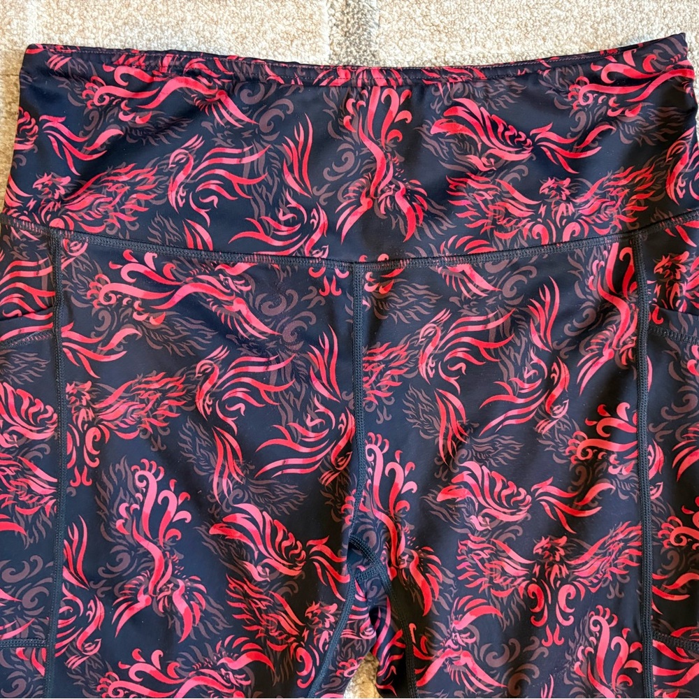 Constantly Varied Gear Phoenix Print Capri Leggings Athletic Workout L - Picture 2 of 9
